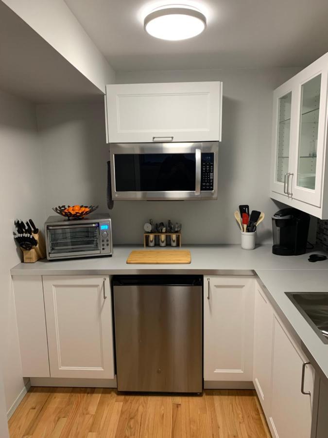 Great Slave Lakeside Bed & Breakfast Yellowknife Εξωτερικό φωτογραφία