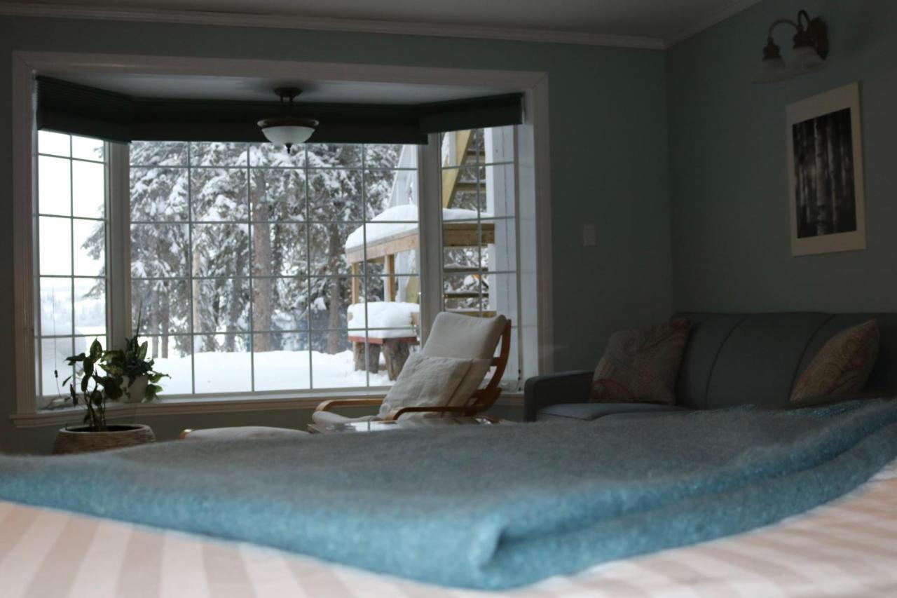 Great Slave Lakeside Bed & Breakfast Yellowknife Εξωτερικό φωτογραφία