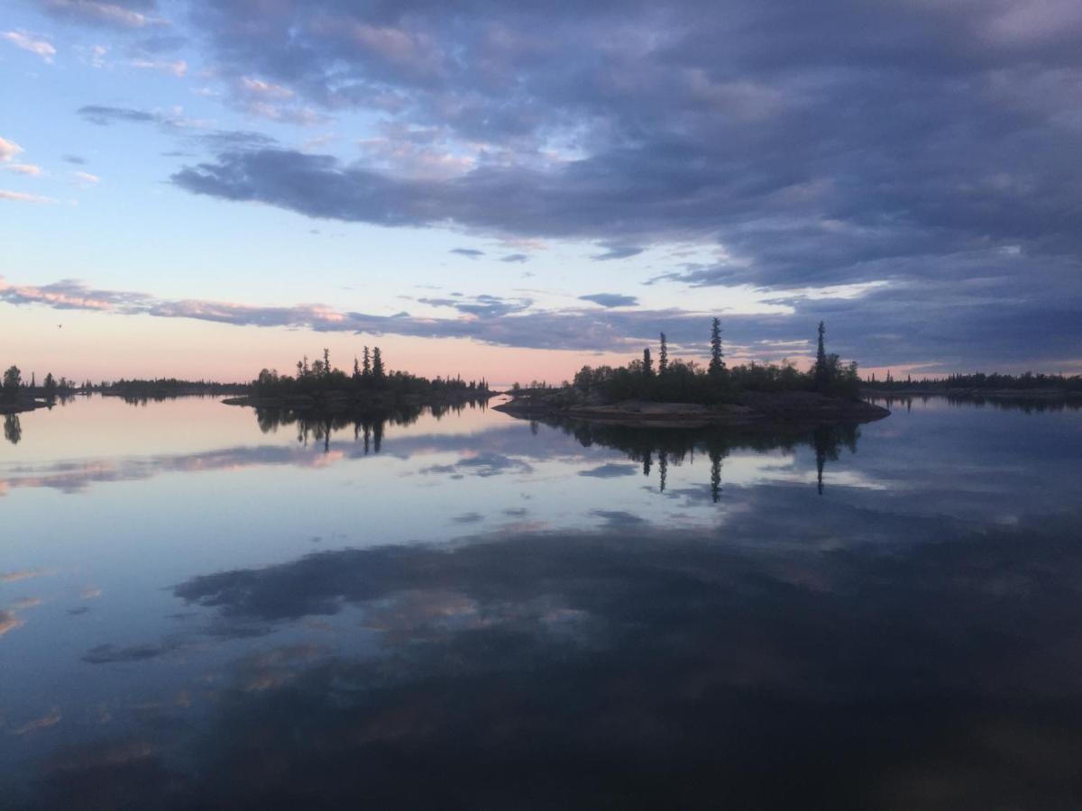 Great Slave Lakeside Bed & Breakfast Yellowknife Εξωτερικό φωτογραφία