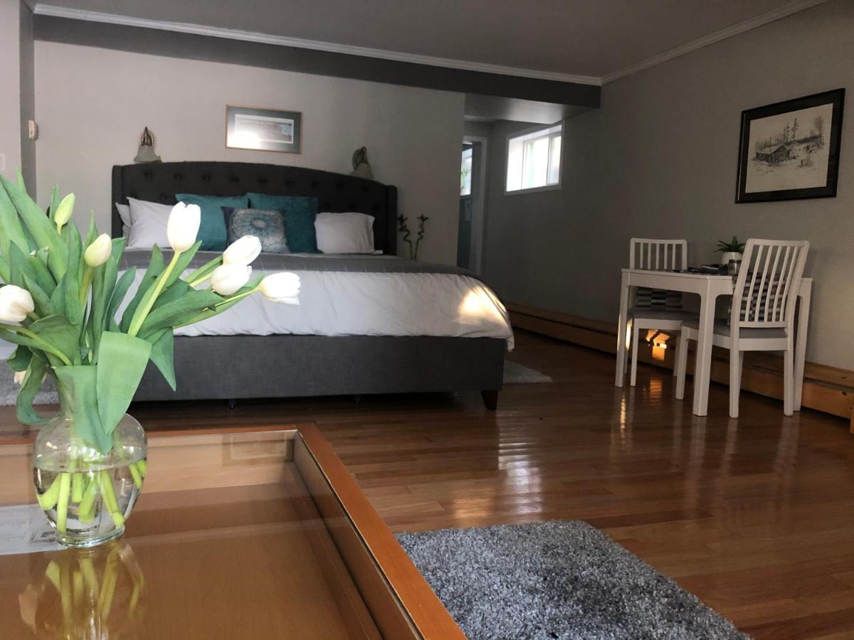 Great Slave Lakeside Bed & Breakfast Yellowknife Εξωτερικό φωτογραφία